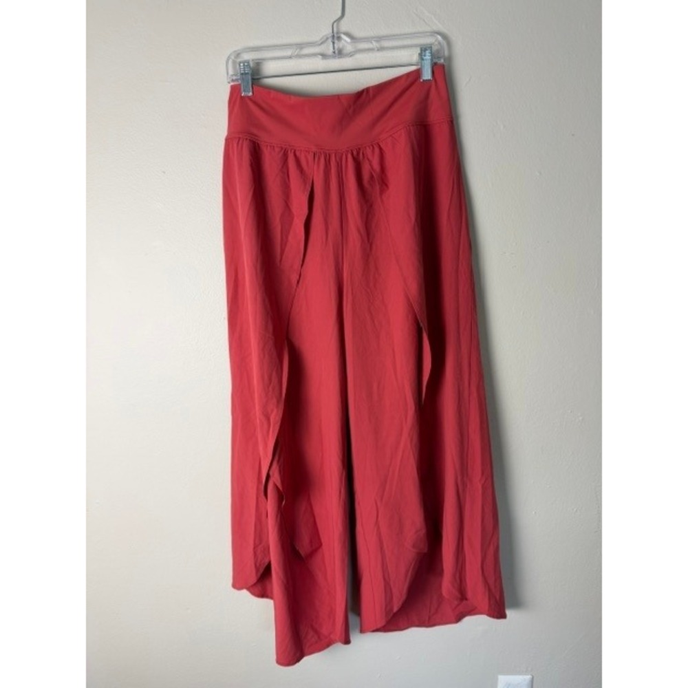 Halara Breezeful High Waisted Tulip Hem Wide Leg Pants Coral Red Large NWT